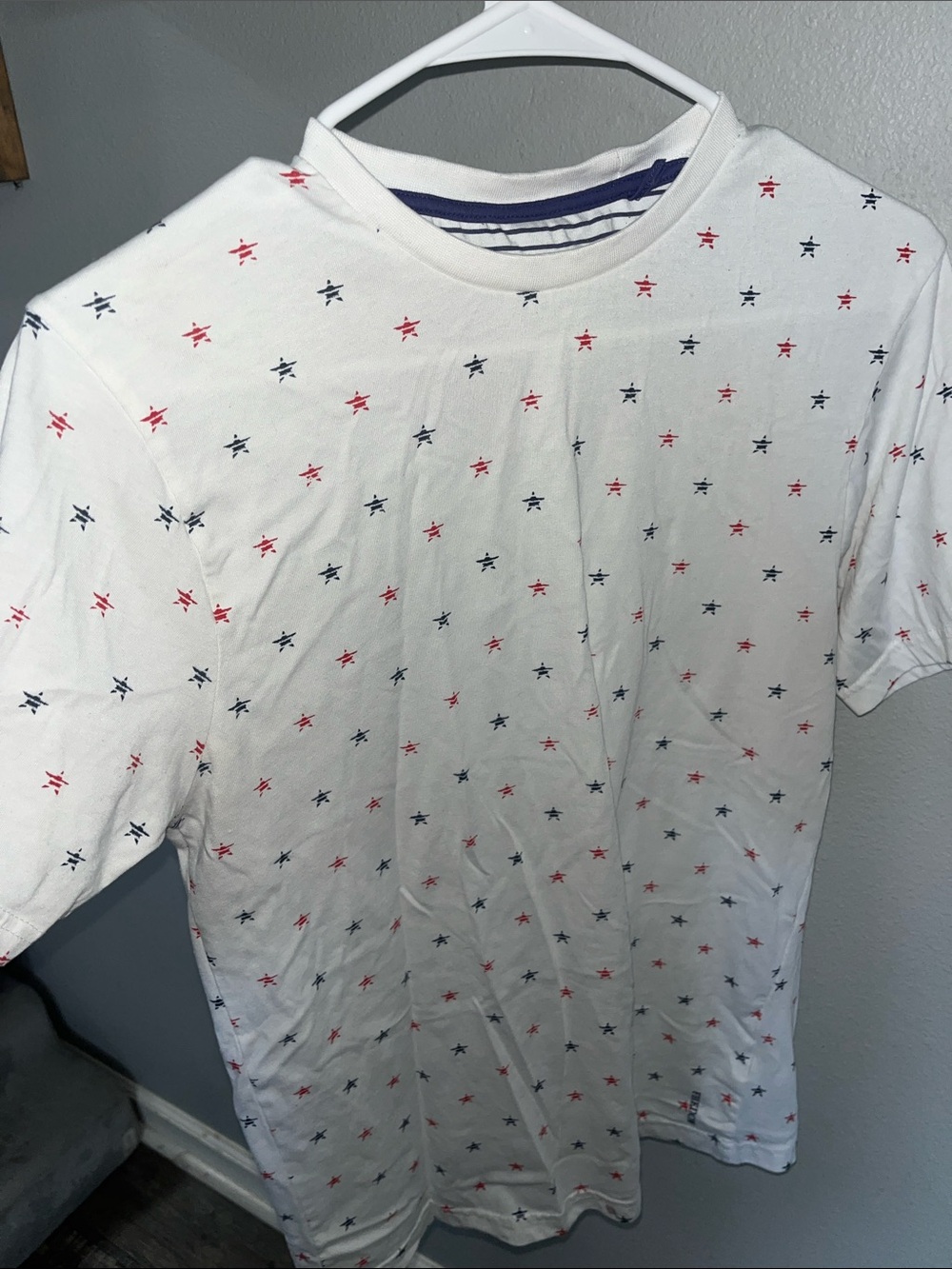 Denim & Flower White Short-Sleeve Tee with Red and Navy Star Print